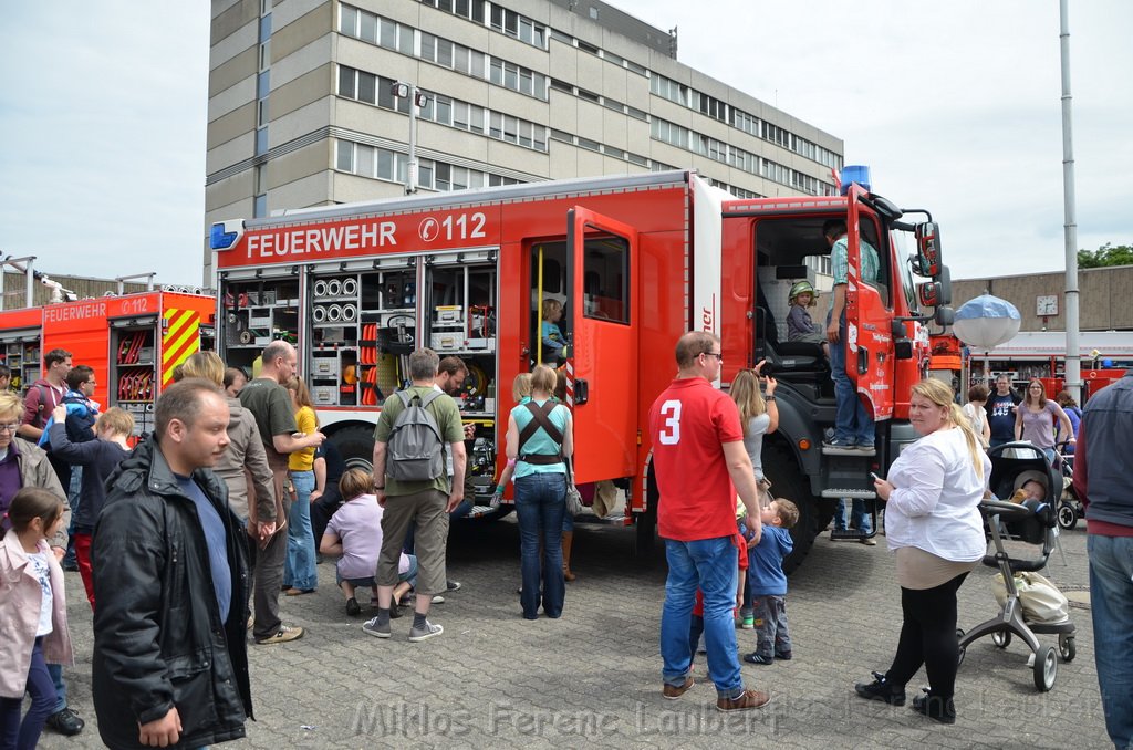 Tag der Offenen Tuer BF Koeln Weidenpesch Scheibenstr P708.JPG